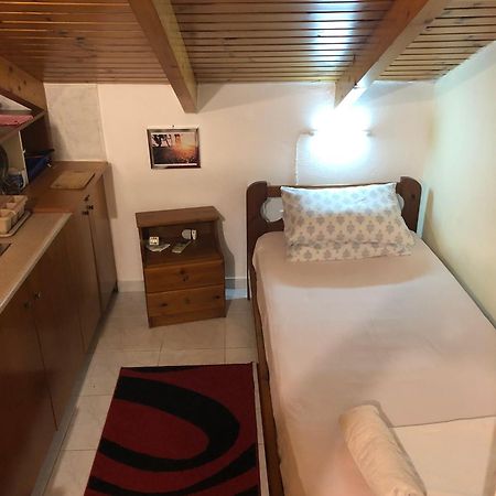 Ion Apartments Messolonghi Single Bed Room Mountain View Loft Mesolóngion Zewnętrze zdjęcie