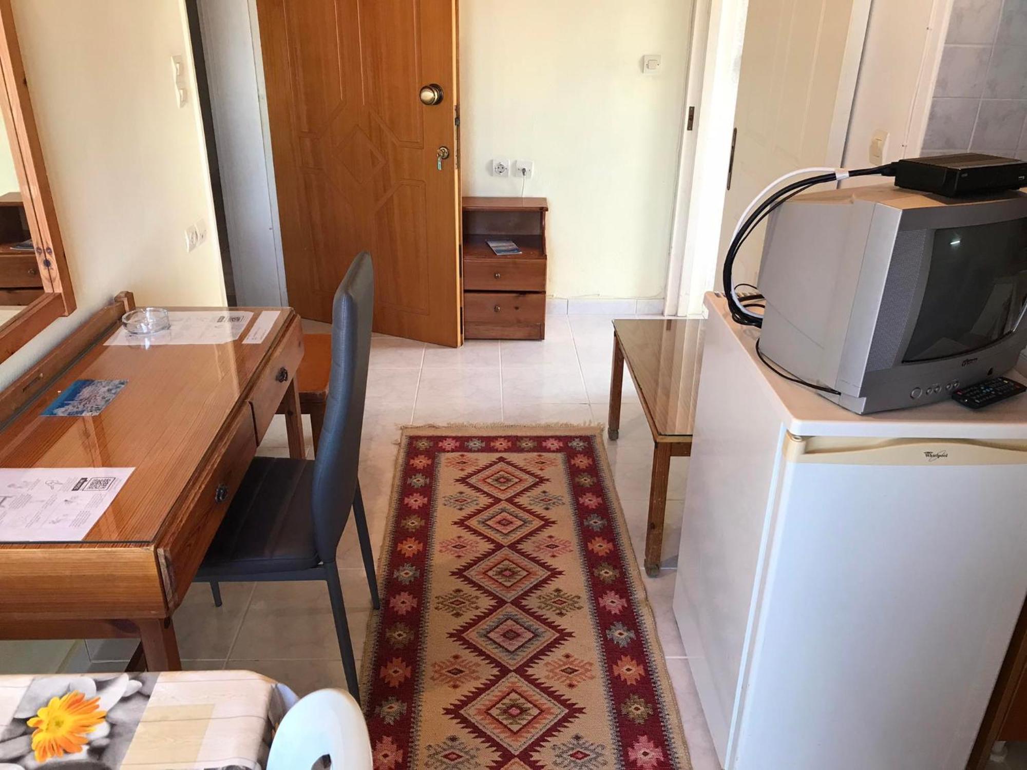 Ion Apartments Messolonghi Single Bed Room Mountain View Loft Mesolóngion Zewnętrze zdjęcie