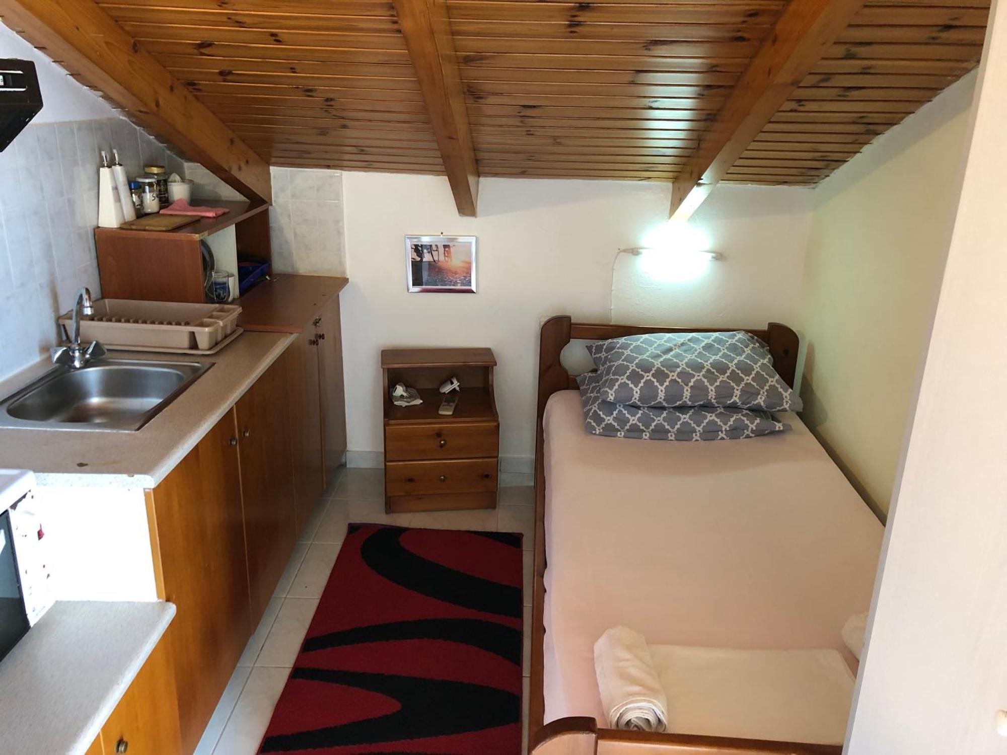 Ion Apartments Messolonghi Single Bed Room Mountain View Loft Mesolóngion Zewnętrze zdjęcie